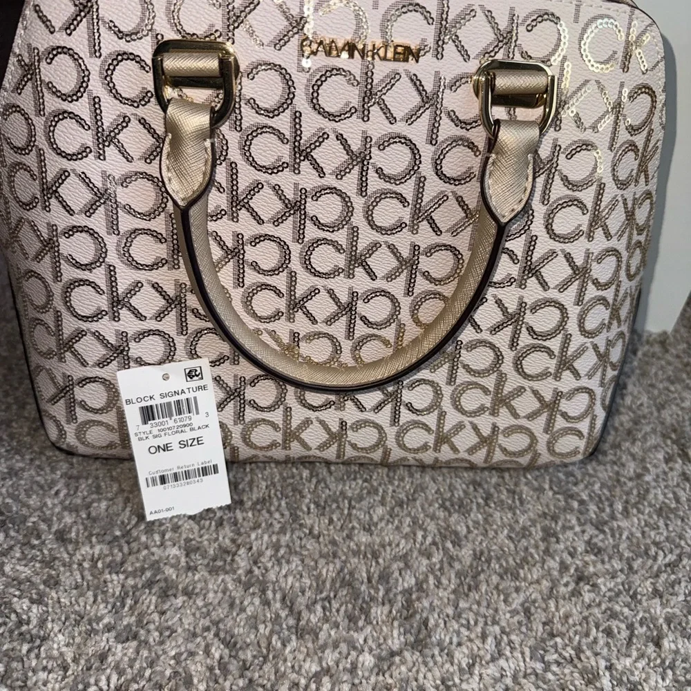 Calvin Klein NWT Women's Beige sparkle CK handbag